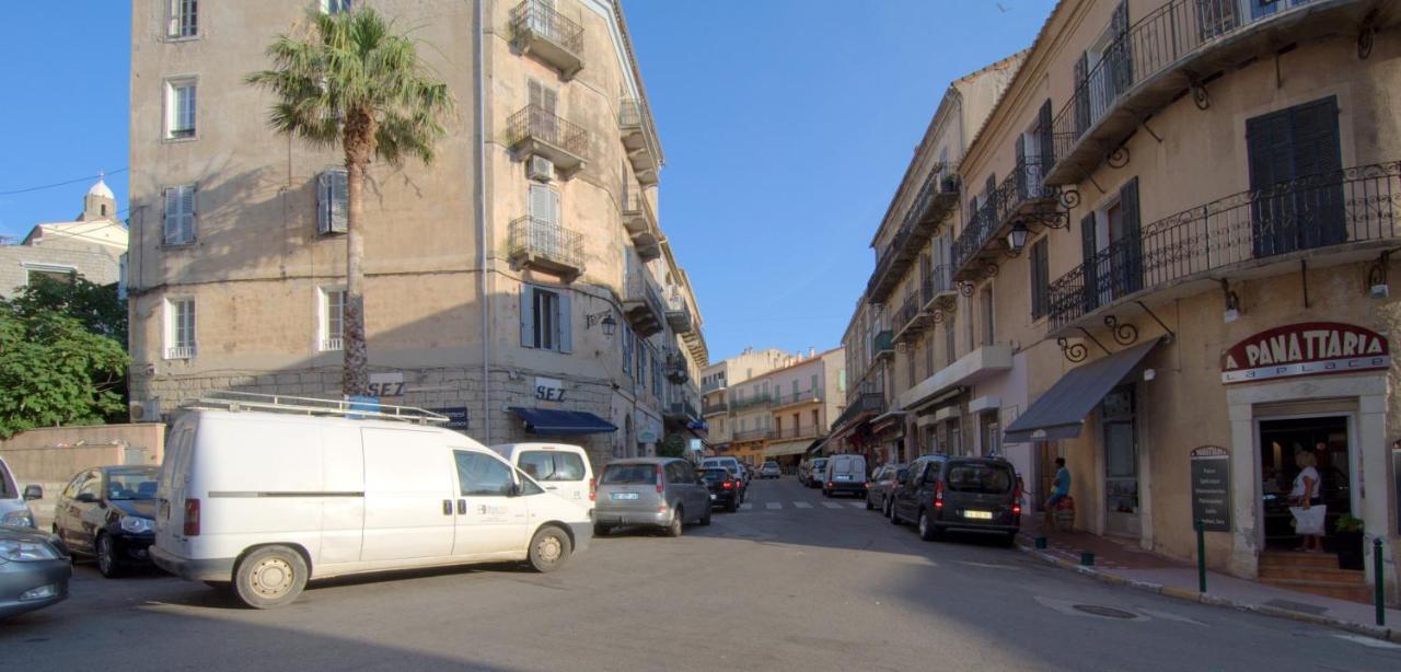 Propriano Proche Port Et Mer Rom bilde
